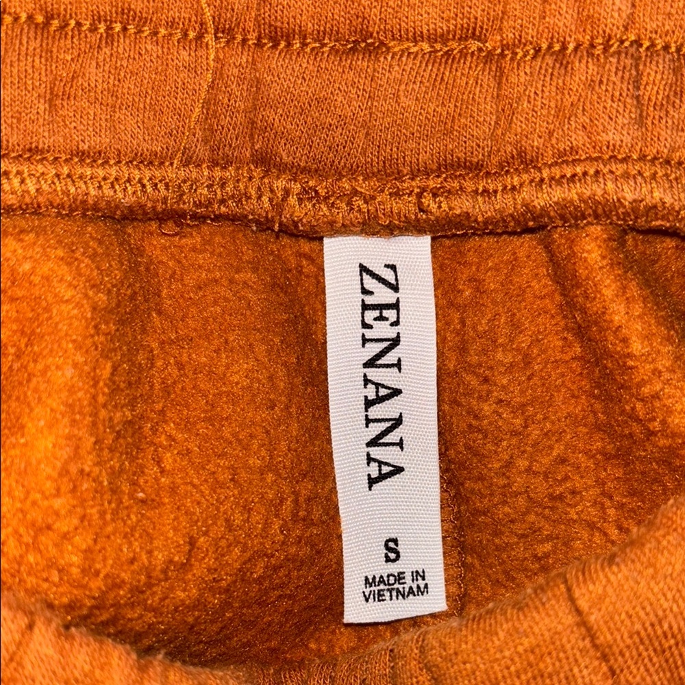 Zenana Star Pattern Fleece Crew Neck Sweatshirt & Joggers Set, Size S - Picture 16 of 17